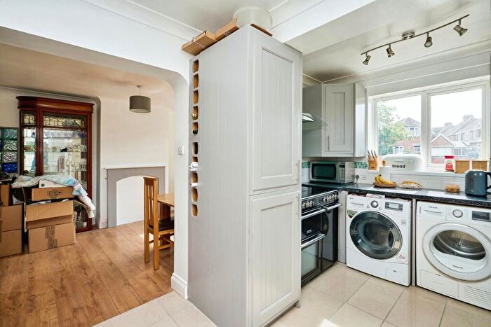 3 Bedroom End Of Terrace House For Sale In Caesars Road, Newport, Isle Of Wight, PO30