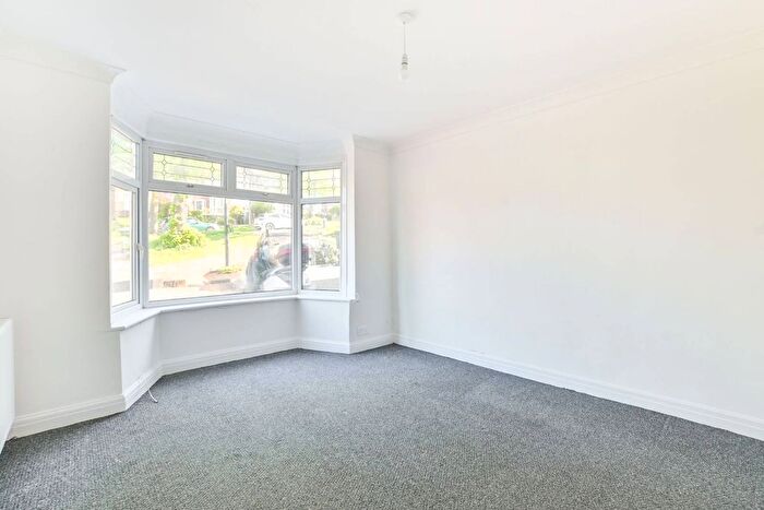 4 Bedroom Terraced House To Rent In Whitton Avenue East, Perivale, Greenford, UB6