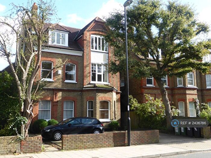 2 Bedroom Flat To Rent In Newlands Park, London, SE26