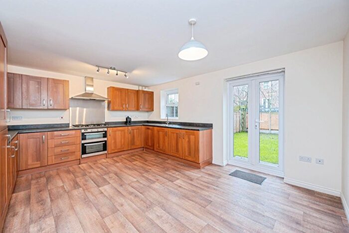 4 Bedroom Town House For Sale In The Laurels, Fazeley, Tamworth, B78