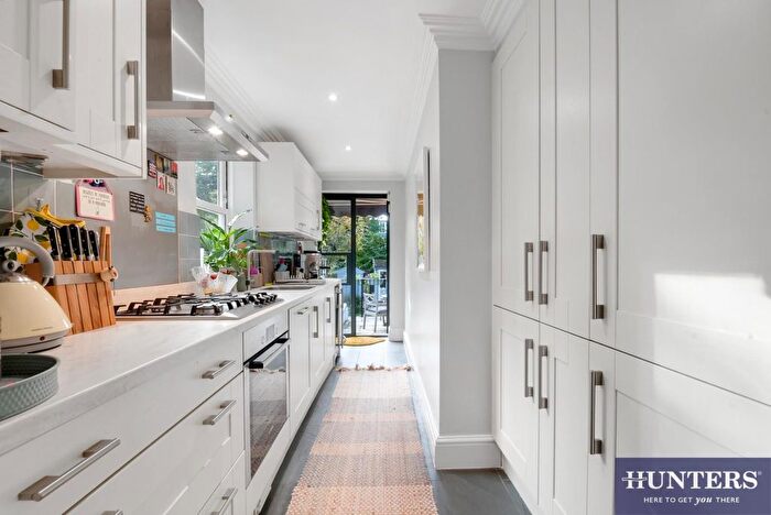 2 Bedroom Flat For Sale In Greencroft Gardens, London, NW6