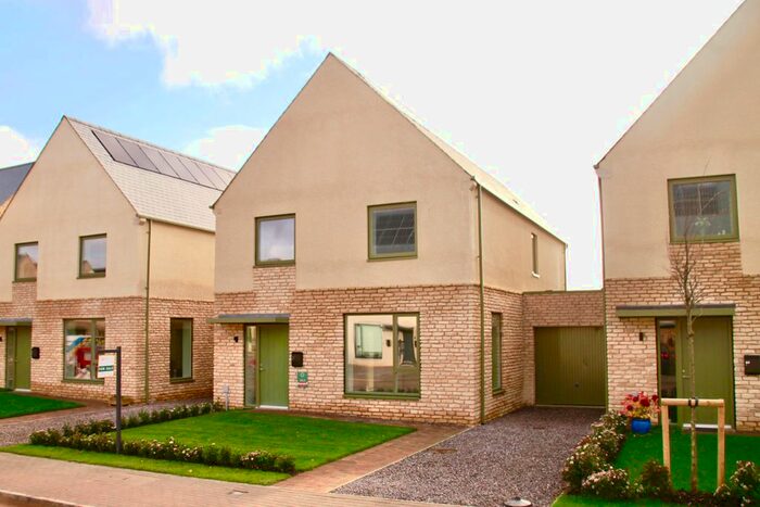 4 Bedroom Link Detached House For Sale In Severells Drive, Siddington, Cirencester, GL7