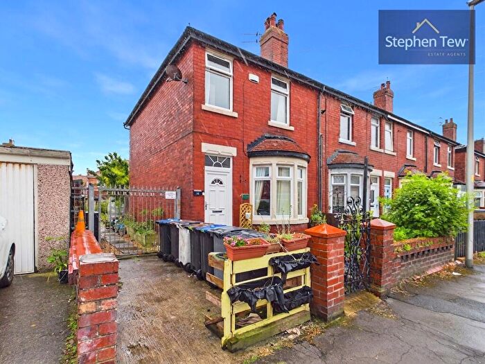 2 Bedroom End Of Terrace House For Sale In Thursfield Avenue, Blackpool, FY4