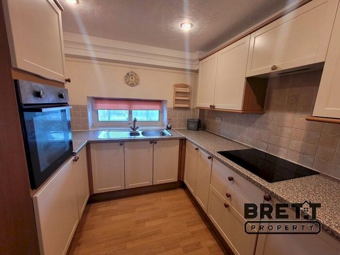 1 Bedroom Flat To Rent In Elizabeth Venmore Court, Yorke St, Milford Haven, Pembrokeshire., SA73