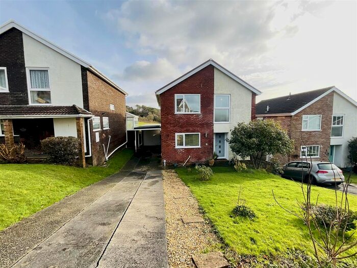 4 Bedroom Detached House For Sale In Mumbles Head Park, Pembrey, Burry Port, SA16