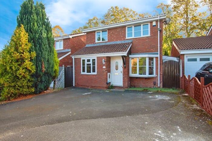 4 Bedroom Detached House To Rent In Stableford Close, Birmingham, B32