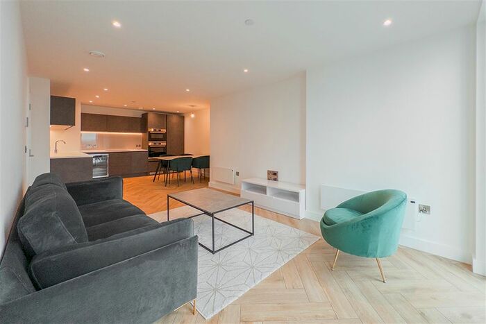 2 Bedroom Flat To Rent In Chester Road, Manchester, M15