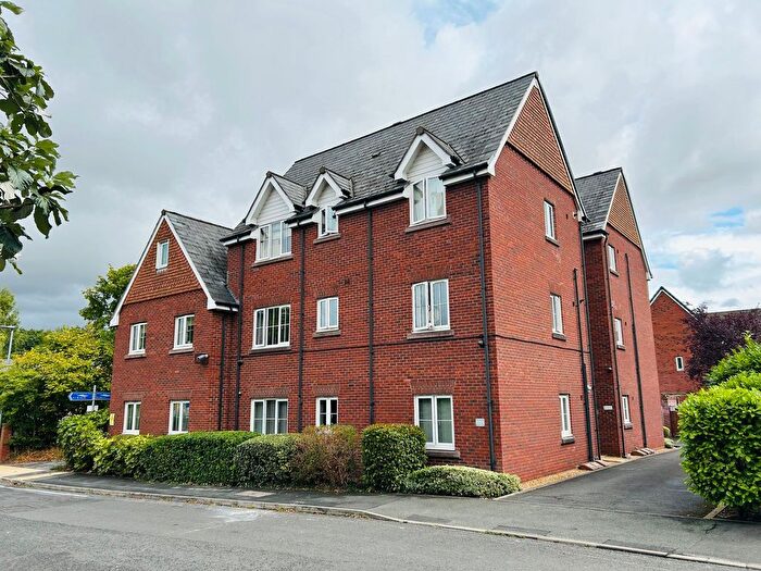 2 Bedroom Flat For Sale In Chaise Meadow, Lymm, WA13