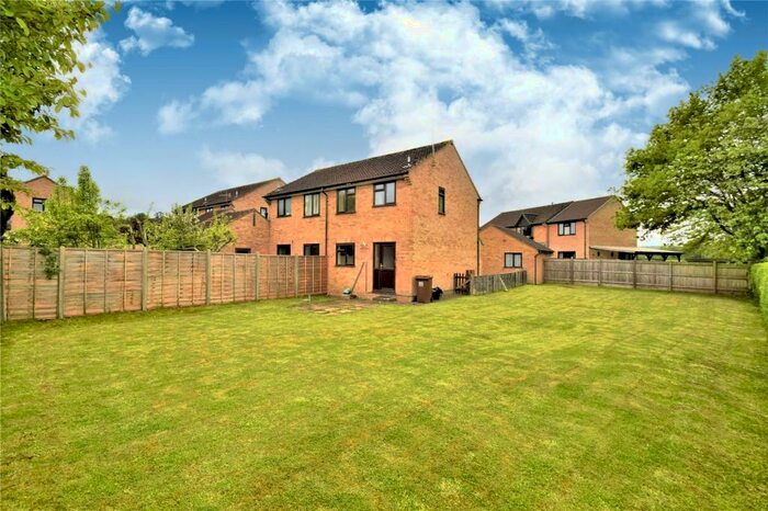 2 Bedroom Semi-Detached House For Sale In Kabale Close, Tiverton, Devon, EX16