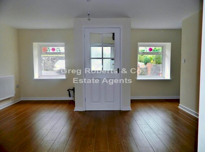 2 Bedroom Terraced House To Rent In Beaufort Road, Tredegar, Blaenau