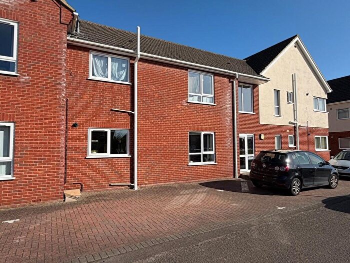 2 Bedroom Apartment For Sale In Bridge Place, King's Lynn, PE30