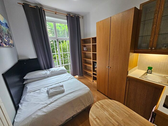 Studio To Rent In Cartwright Gardens, London, WC1H