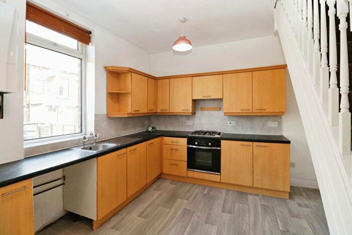 3 Bedroom Terraced House To Rent In Oakroyd Terrace, Stanningley, Pudsey, West Yorkshire, LS28
