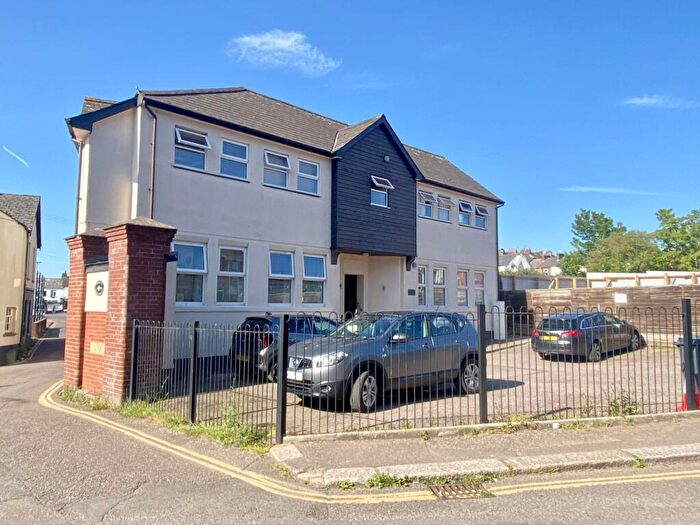 1 Bedroom Flat For Sale In Union Street, Exmouth, EX8