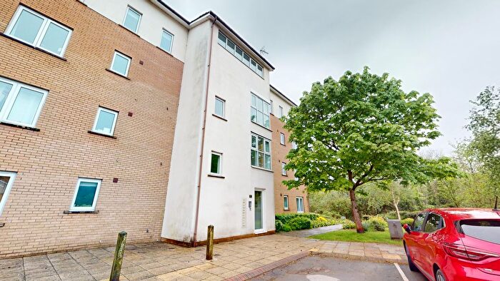 2 Bedroom Flat To Rent In Grangemoor Court, Cardiff Bay, Cardiff, CF11