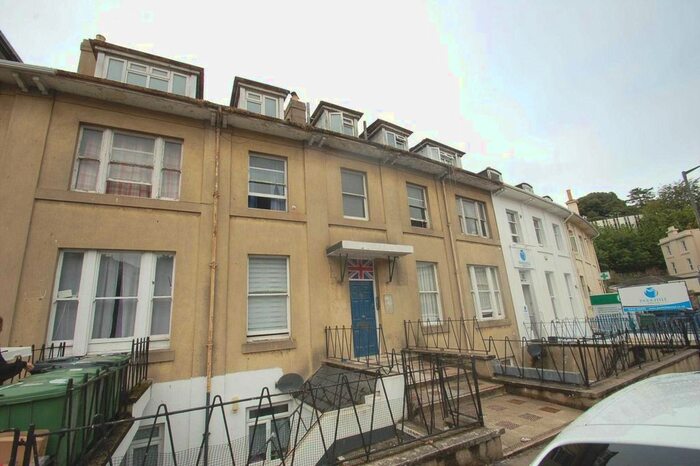 2 Bedroom Flat To Rent In Park Hill Road, Torquay, TQ1