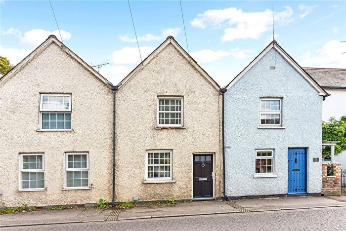 2 Bedroom Terraced House For Sale In London Road, Holybourne, Hampshire, GU34