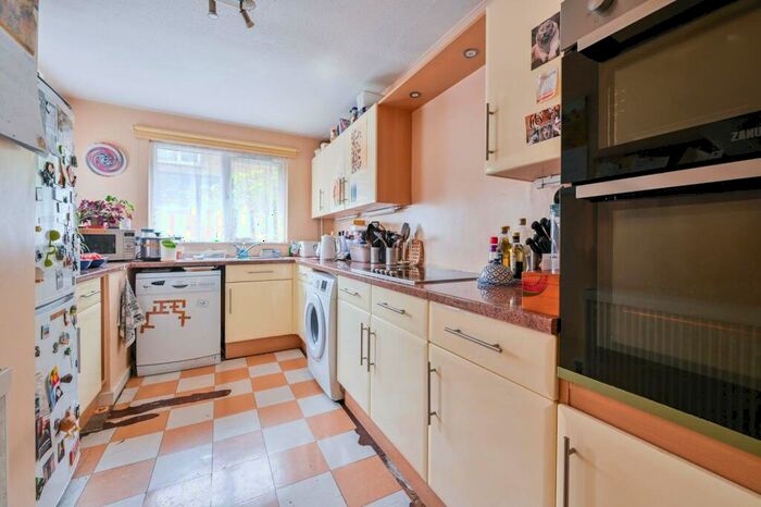 2 Bedroom Terraced House For Sale In Canterbury Place, Elephant And Castle, London, SE17