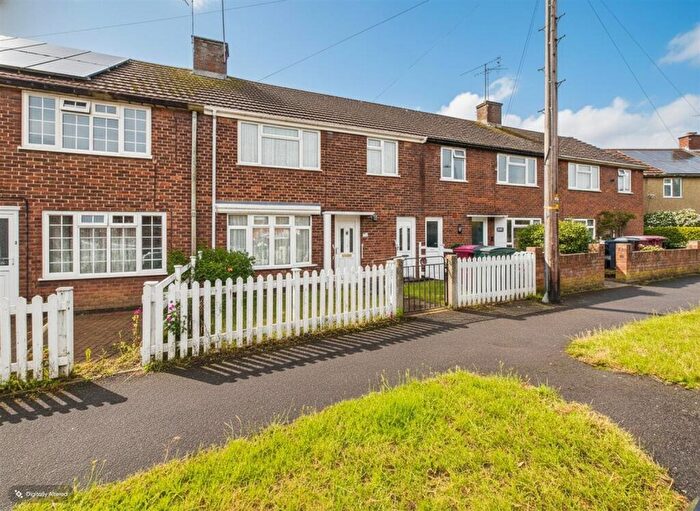 3 Bedroom Terraced House For Sale In Brockley Close, Tilehurst, Reading, RG30