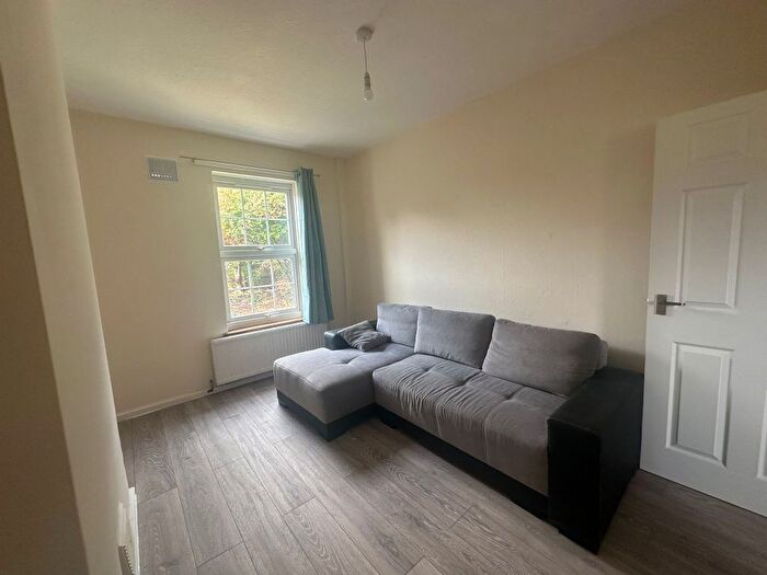 3 Bedroom Terraced House To Rent In Devonshire Road, London, N17