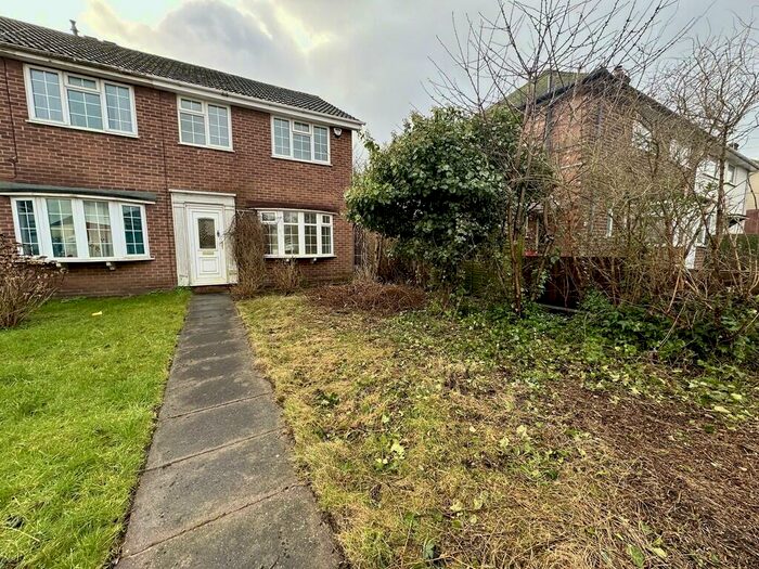 3 Bedroom Town House To Rent In Carlton Hill, Carlton, Nottingham, NG4