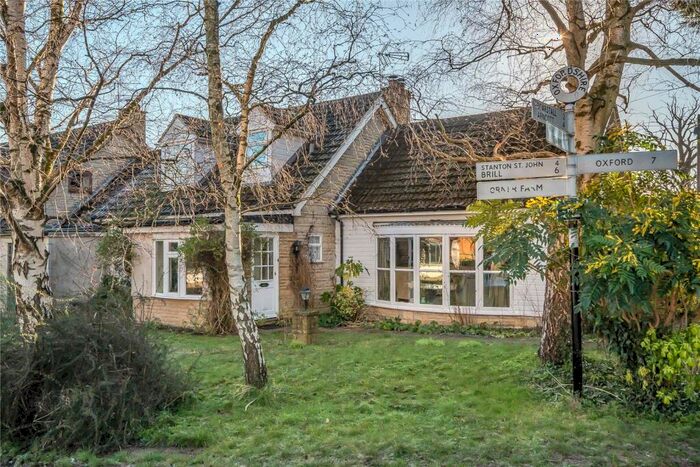 4 Bedroom Semi-Detached House For Sale In Oakley Road, Horton-cum-Studley, Oxfordshire, OX33