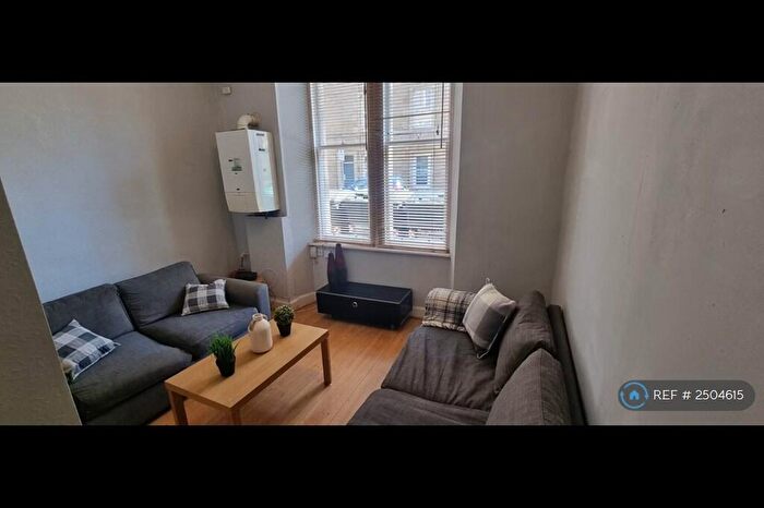 3 Bedroom Flat To Rent In Tarvit Street, Edinburgh, EH3