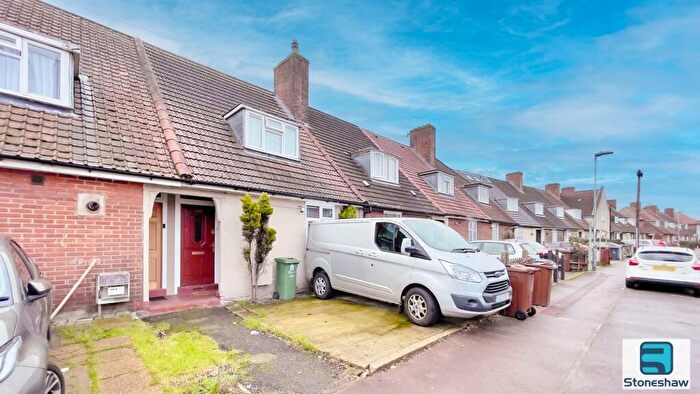 2 Bedroom Terraced House For Sale In Arnold Road, Dagenham, RM9