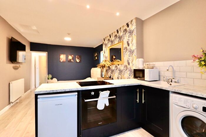 1 Bedroom Flat To Rent In Malefant Street, Malefant Street, CF24