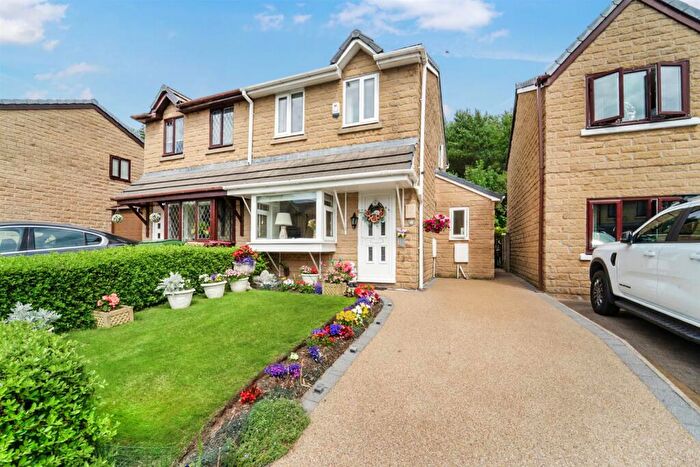 2 Bedroom Semi-Detached House For Sale In Hypatia Street, Bolton, BL2