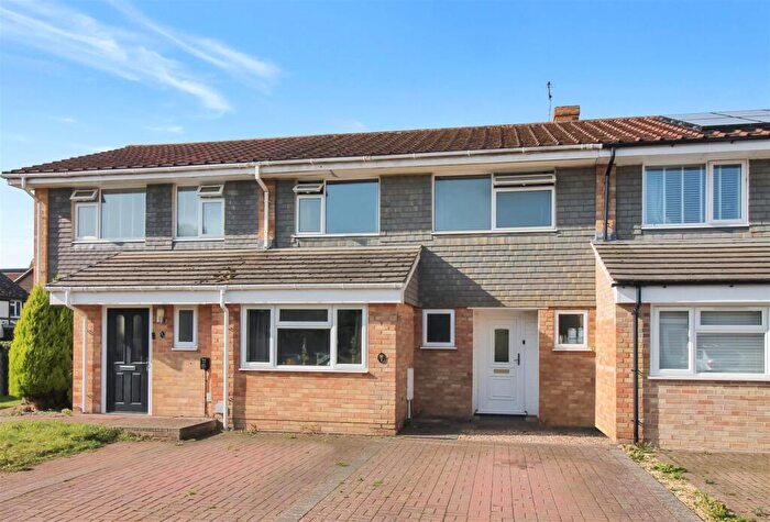 3 Bedroom Terraced House To Rent In Butlers Road, Horsham, RH13