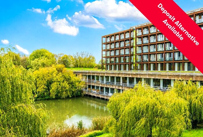 1 Bedroom Apartment To Rent In Lake Shore Drive, Bristol, Somerset, BS13