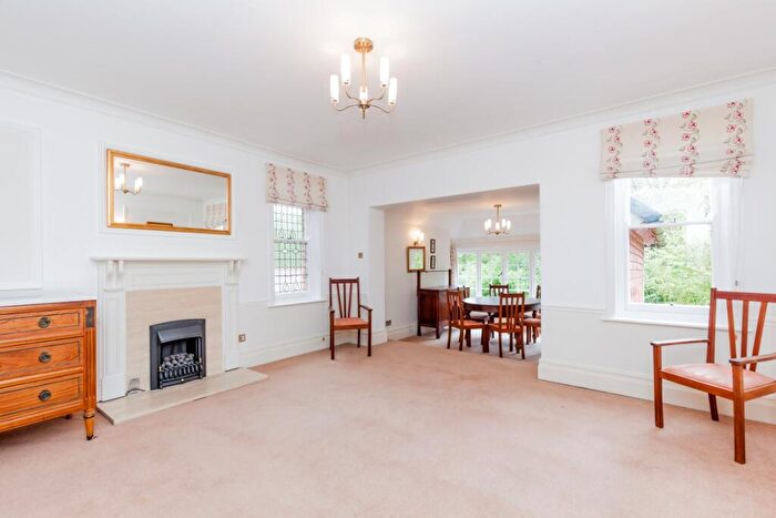 2 Bedroom Apartment To Rent In Northmoor Road, Oxford, OX2