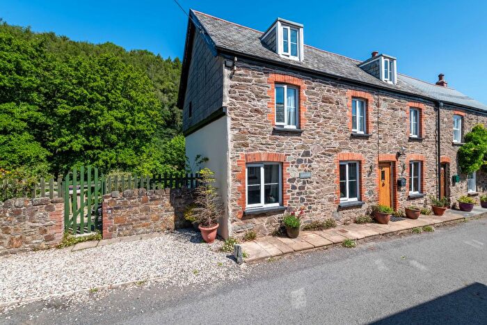 3 Bedroom Semi-detached House For Sale In Brendon, Lynton, EX35