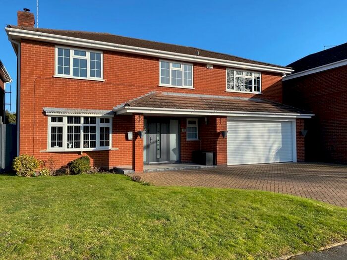 4 Bedroom Detached House For Sale In The Moorings, Colwich, ST17