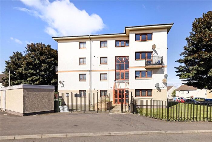 2 Bedroom Flat For Sale In E Middleshot Square, Prestonpans, EH32
