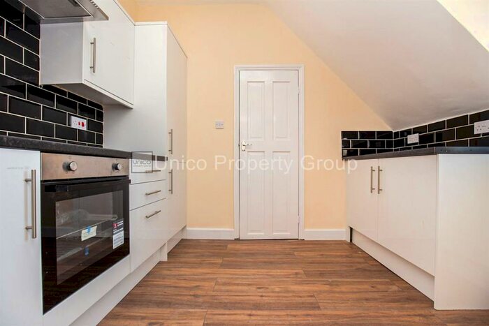1 Bedroom Flat To Rent In Parsloes Avenue, Dagenham, RM9