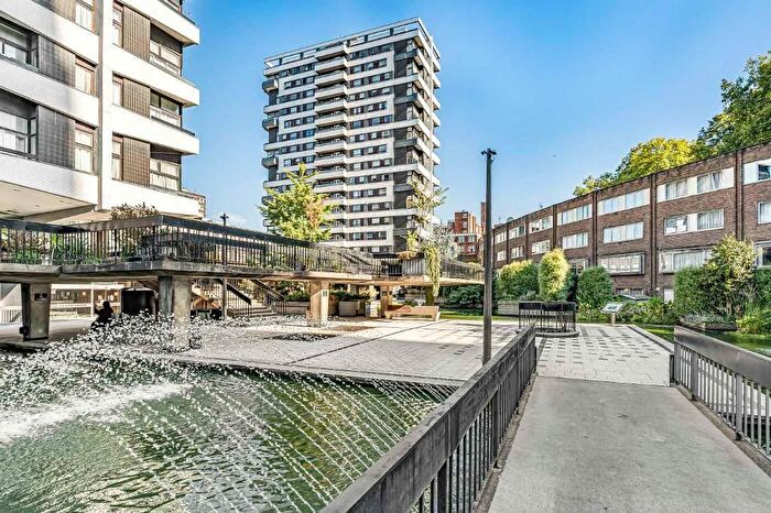 2 Bedroom Flat For Sale In The Water Gardens, Hyde Park Estate, London, W2