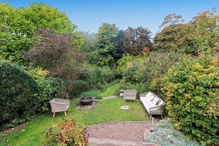 3 Bedroom Terraced House For Sale In Swan Street, Kingsclere, RG20