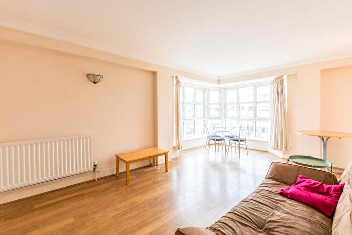 2 Bedroom Flat To Rent In Lisson Grove, St John's Wood, London, NW8