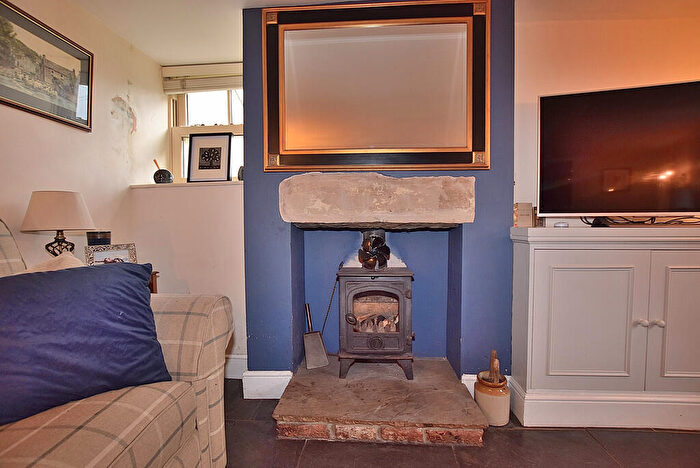 2 Bedroom Cottage For Sale In Aldbrough St. John, DL11