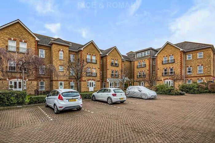 1 Bedroom Retirement Property To Rent In Kingfisher Court, Isleworth, TW7