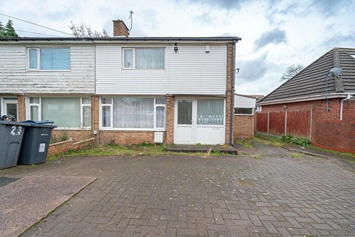 2 Bedroom Semi-Detached House To Rent In Orchard Close, Handsworth, B21