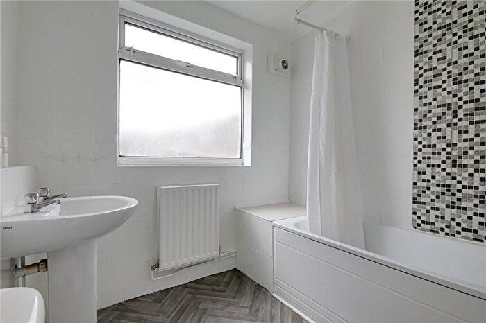 3 Bedroom Terraced House For Sale In St. Stephens Road, Enfield, EN3