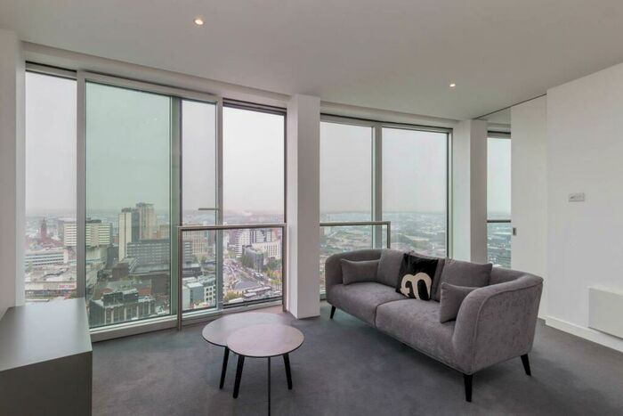 1 Bedroom Apartment To Rent In Rotunda, New Street, B2
