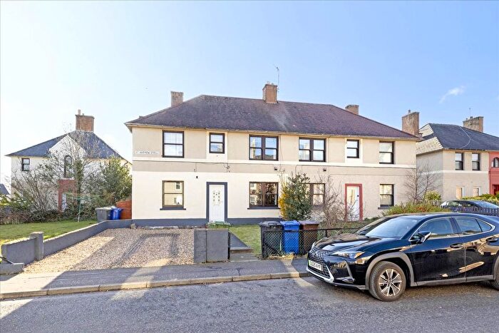 2 Bedroom Flat For Sale In St Andrew Street, Dalkeith, EH22