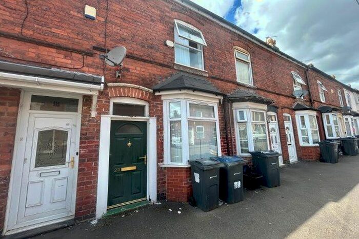 2 Bedroom Town House To Rent In Eva Road, Birmingham, B18