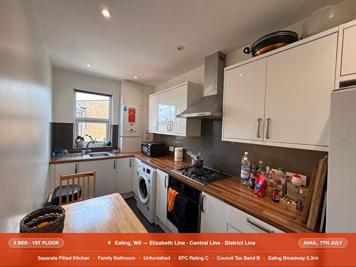 2 Bedroom Flat To Rent In The Avenue, West Ealing, W13
