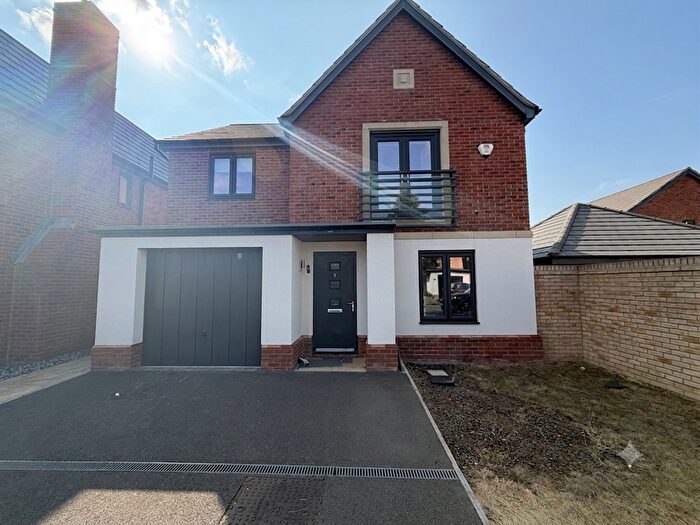 4 Bedroom Detached House To Rent In Keighley Close, Milton Keynes, MK10