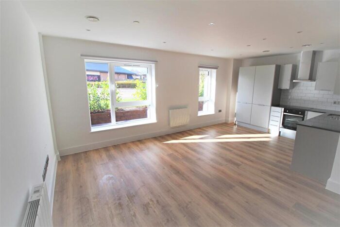 Studio To Rent In London Road, Town Centre, RH10